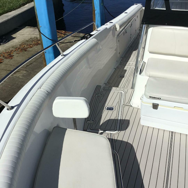 Century-3200 Center Console 2004 -Punta Gorda-Florida-United States-4070471