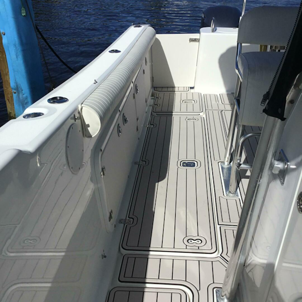 Century-3200 Center Console 2004 -Punta Gorda-Florida-United States-4070469