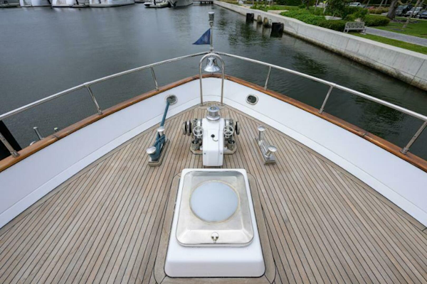 Versilcraft-Super Challenger 92 1992-CIPANGO West Palm Beach-Florida-United States-Bow-4085428