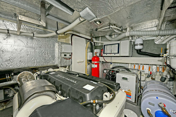 Absolute-62 Fly 2022 -Staten Island-New York-United States-4090272