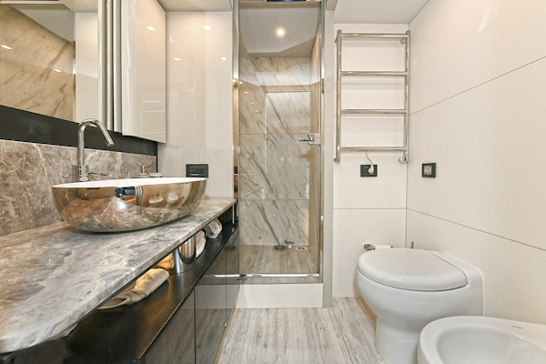 Absolute-62 Fly 2022 -Staten Island-New York-United States-4090255