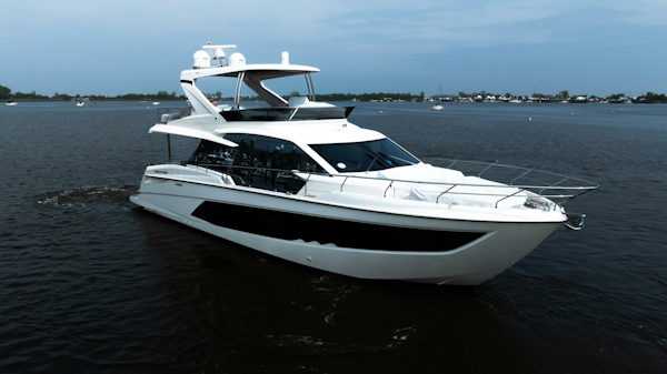 Absolute-62 Fly 2022 -Staten Island-New York-United States-4364210