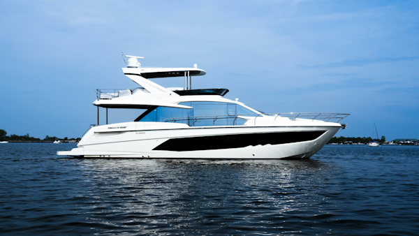 Absolute-62 Fly 2022 -Staten Island-New York-United States-4364214