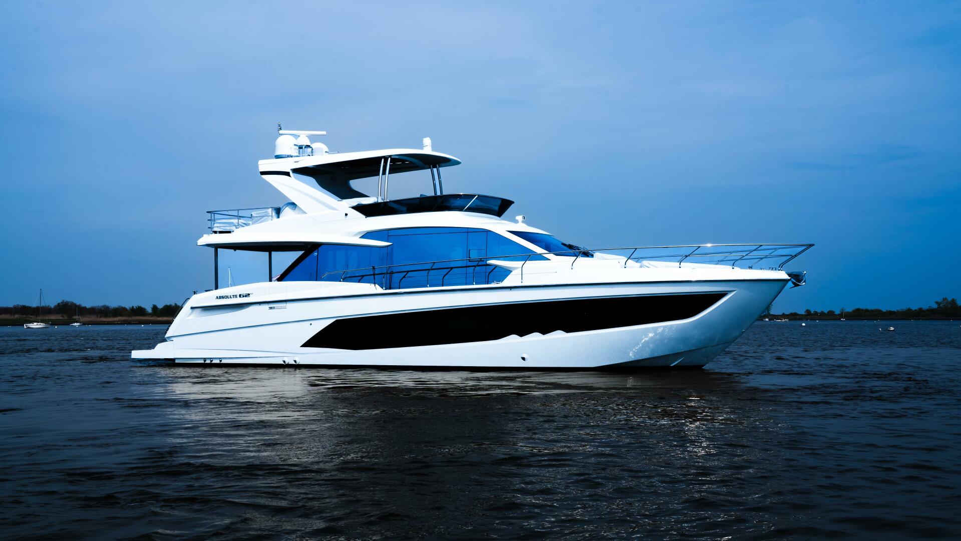 Absolute-62 Fly 2022 -Staten Island-New York-United States-4364203 | Thumbnail