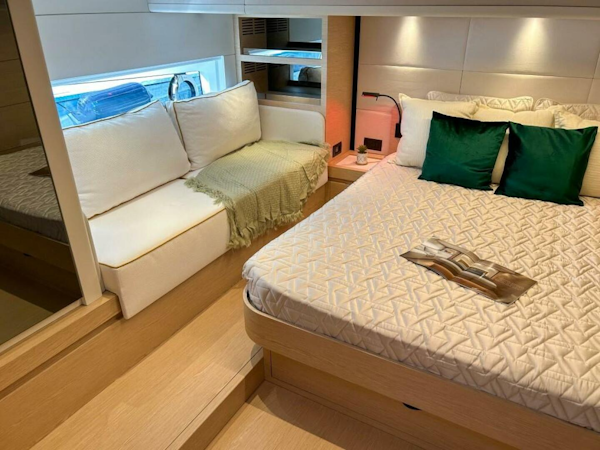 Solaris-52 open 2024 -Fort Lauderdale-Florida-United States-4244219