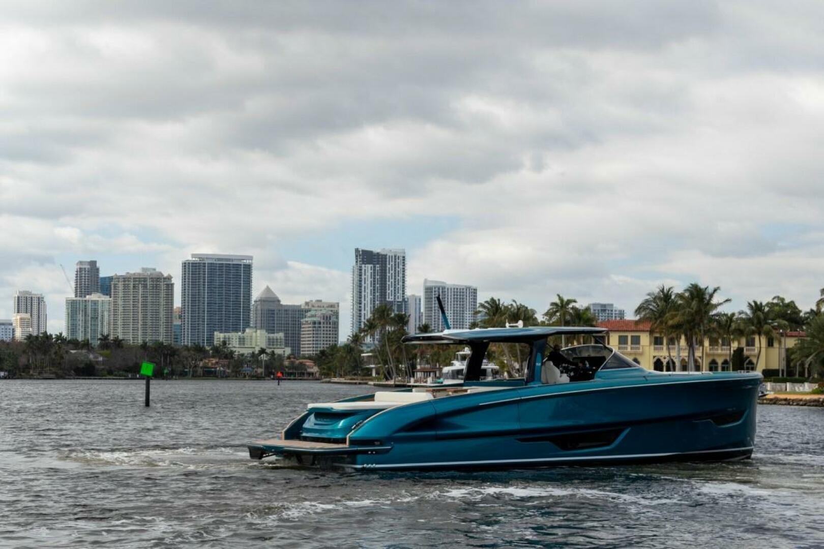 Solaris-52 open 2024 -Fort Lauderdale-Florida-United States-4244238 | Thumbnail