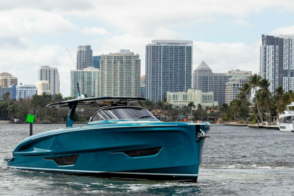 Solaris-52 open 2024 -Fort Lauderdale-Florida-United States-4244245