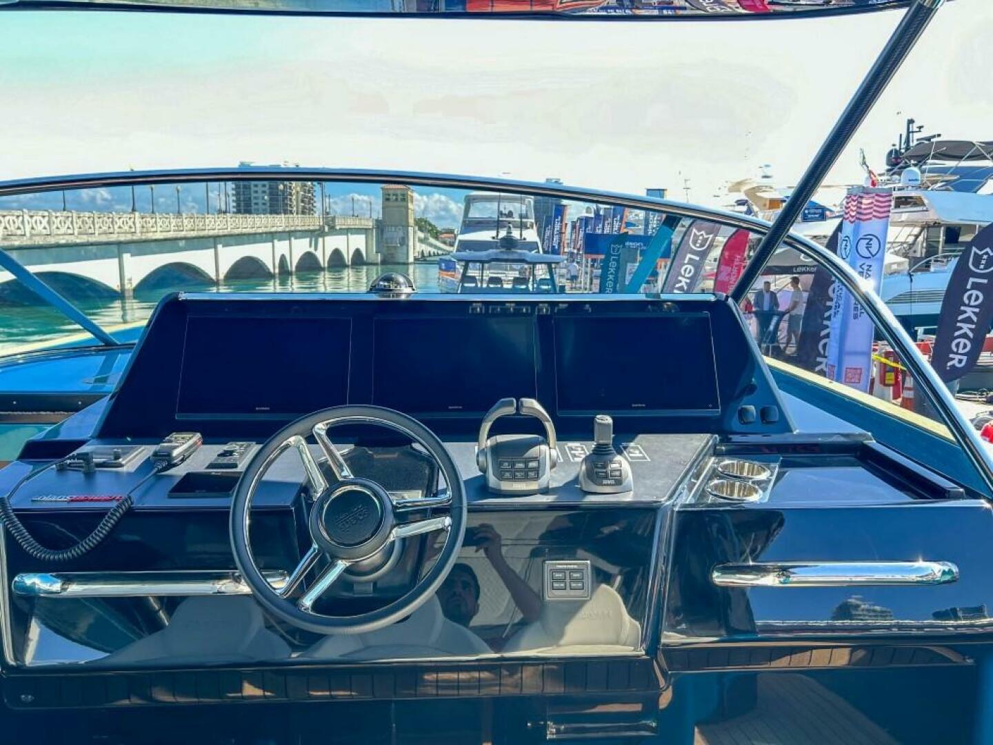 Solaris-52 open 2024 -Fort Lauderdale-Florida-United States-4244228 | Thumbnail