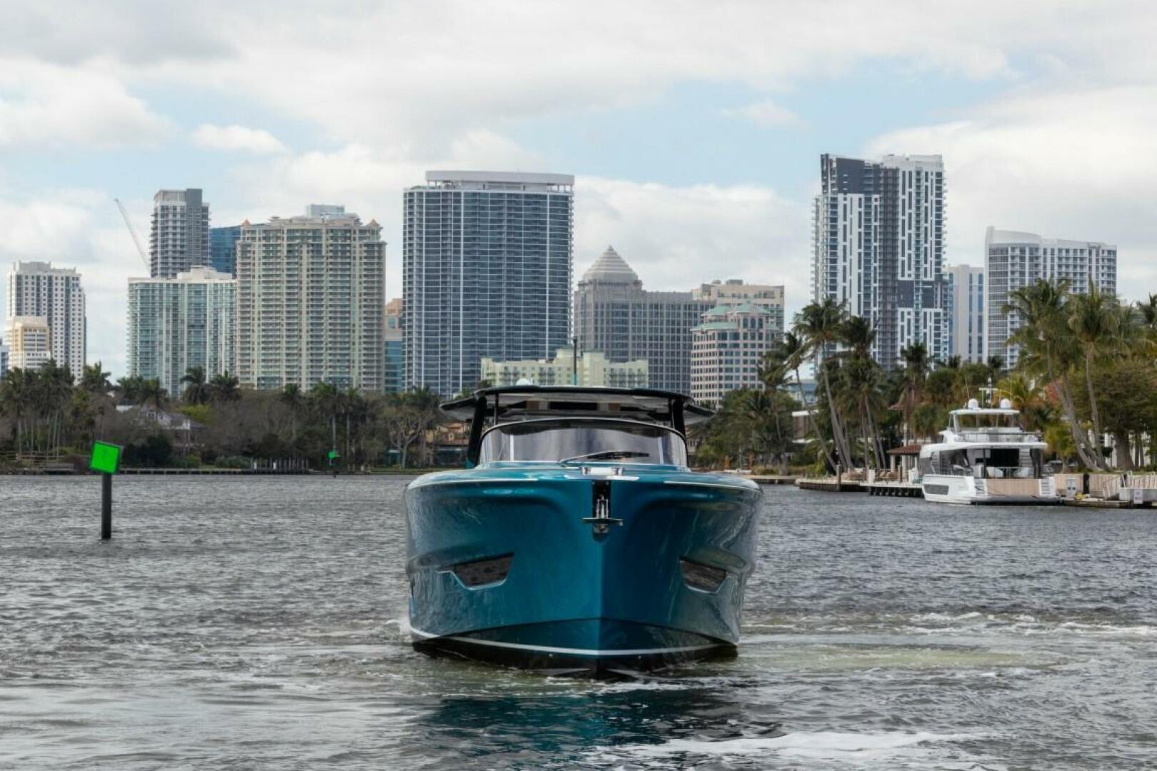 Solaris-52 open 2024 -Fort Lauderdale-Florida-United States-4244244 | Thumbnail