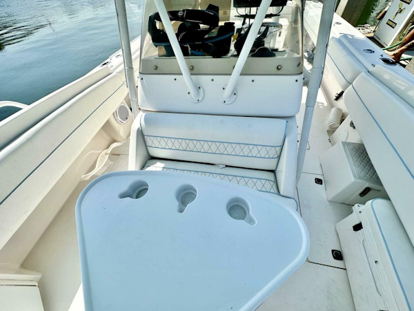 Intrepid-356 Kevlar 1995-Shenanigans New Orleans-Louisiana-United States-Center Console Forward Table-4091252