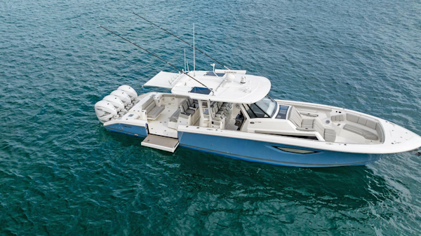 Pursuit 2021-THISISIT Fort Lauderdale-Florida-United States-4096732