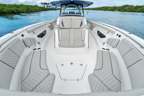 Pursuit 2021-THISISIT Fort Lauderdale-Florida-United States-4096747