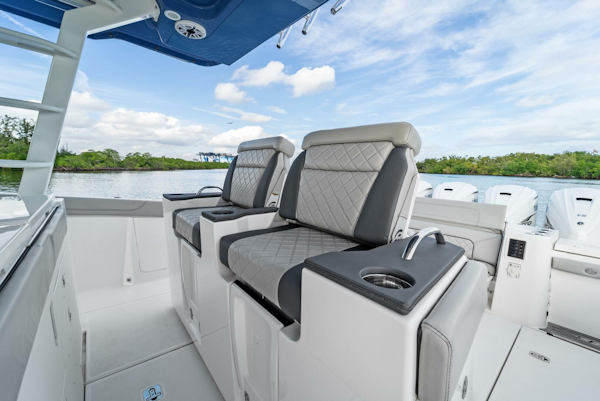 Pursuit 2021-THISISIT Fort Lauderdale-Florida-United States-4096812