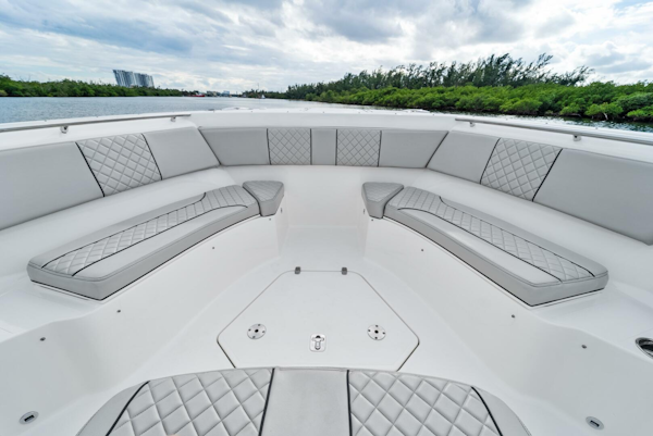 Pursuit 2021-THISISIT Fort Lauderdale-Florida-United States-4096755