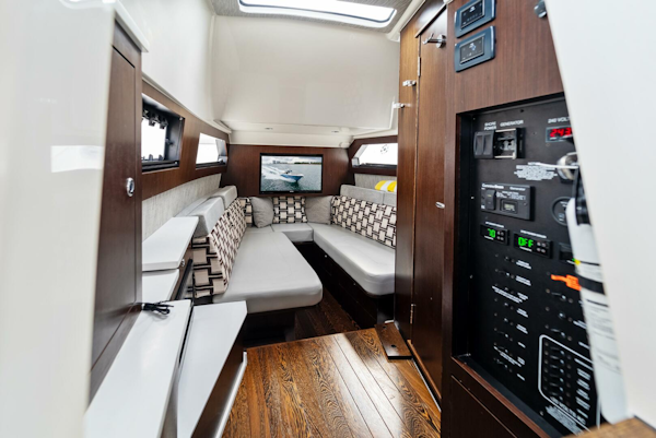 Pursuit 2021-THISISIT Fort Lauderdale-Florida-United States-4096854