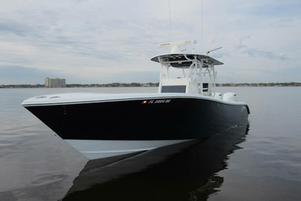 Yellowfin-32 Offshore 2015 -Daytona Beach-Florida-United States-4098082