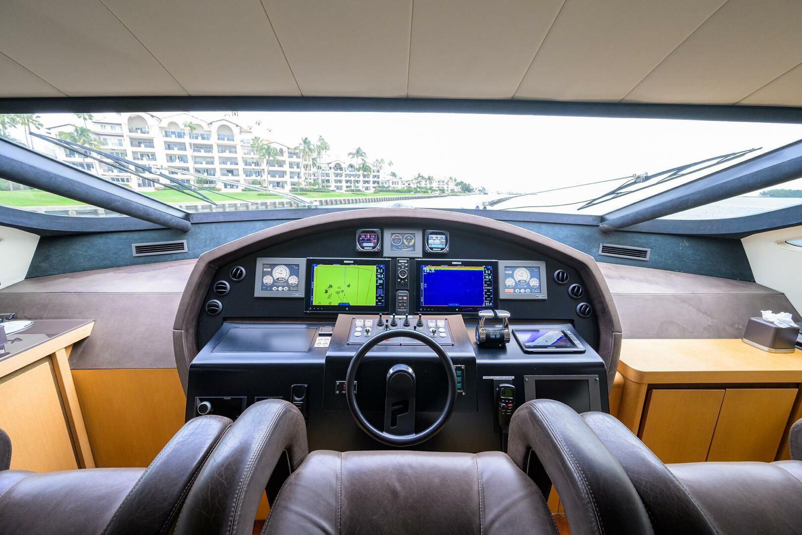 Pershing-90 Express 2009-Miura Miami Beach-Florida-United States-4099524 | Thumbnail