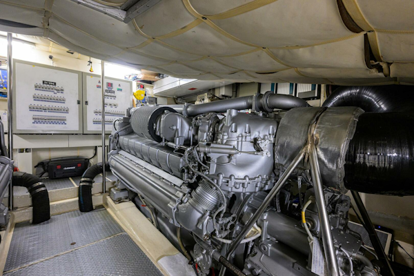 Pershing-90 Express 2009-Miura Miami Beach-Florida-United States-4099554