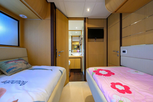 Pershing-90 Express 2009-Miura Miami Beach-Florida-United States-4099539