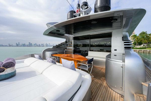 Pershing-90 Express 2009-Miura Miami Beach-Florida-United States-4099516