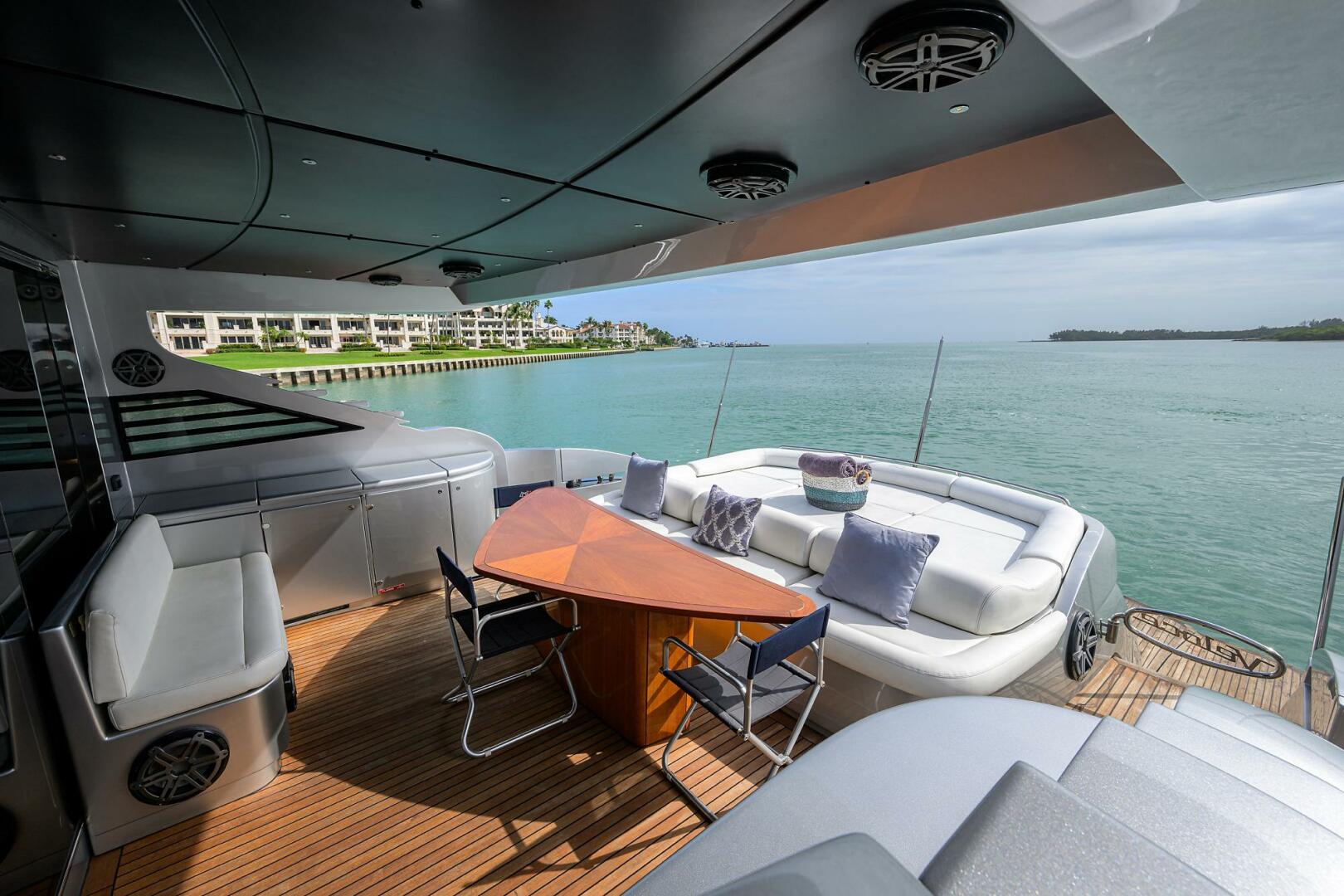 Pershing-90 Express 2009-Miura Miami Beach-Florida-United States-4099547 | Thumbnail