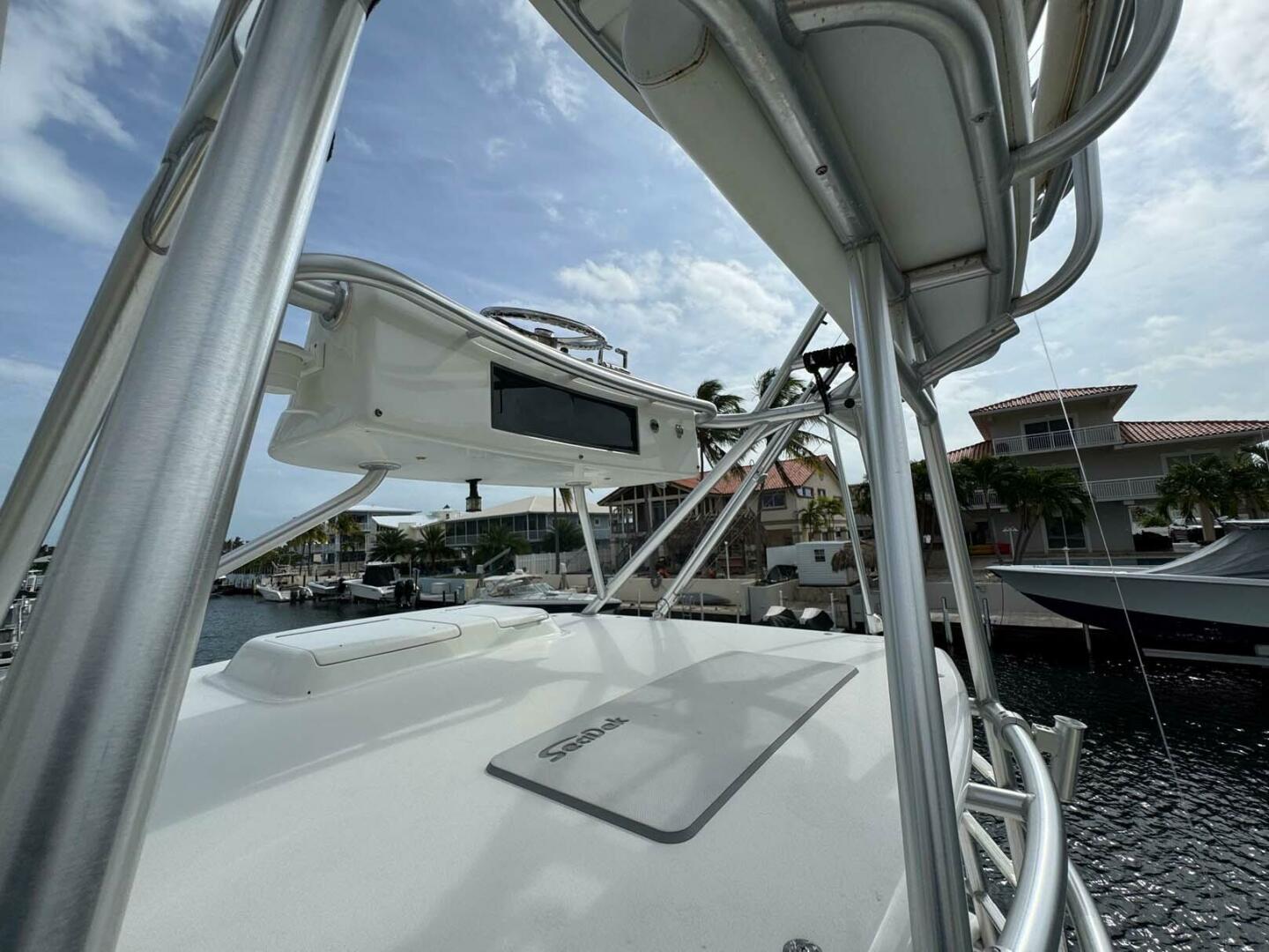 Cabo-Express 2007-Survivor Key Largo-Florida-United States-4099806 | Thumbnail