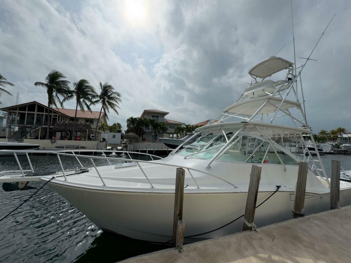 Cabo-Express 2007-Survivor Key Largo-Florida-United States-4099738 | Thumbnail