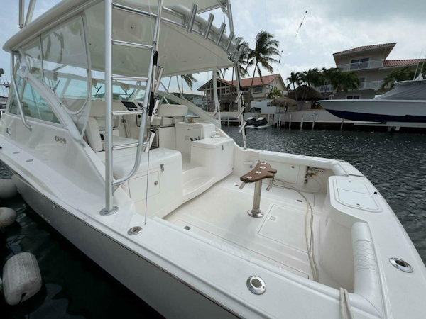 Cabo-Express 2007-Survivor Key Largo-Florida-United States-4099747
