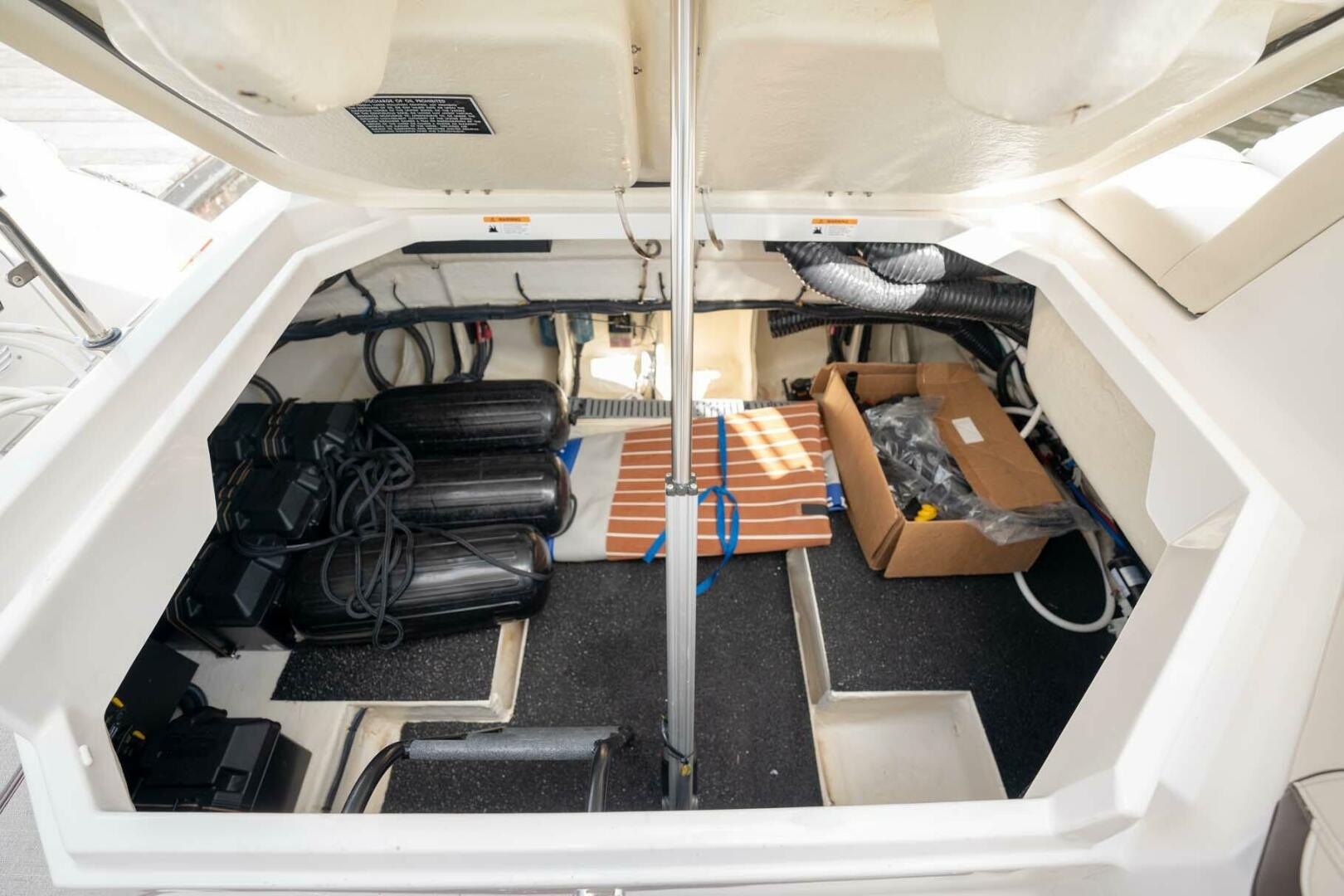 Regal-LX36 2022-Las Brisas Fort Lauderdale-Florida-United States-4183494 | Thumbnail