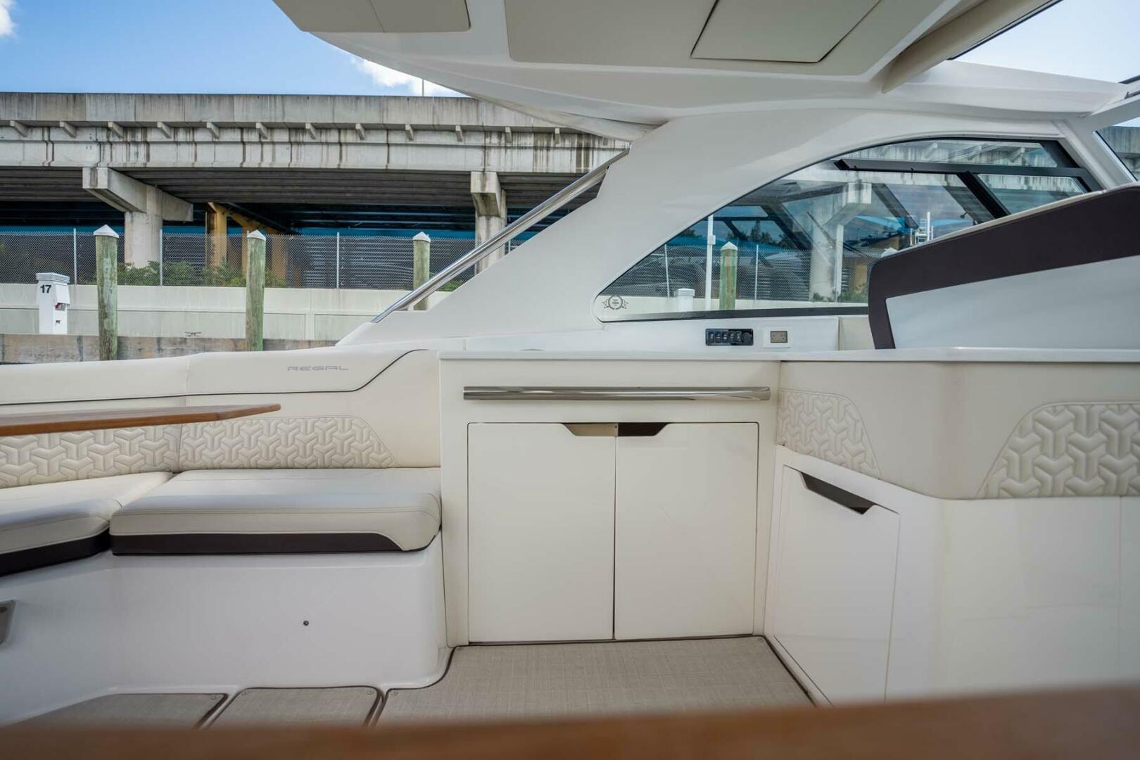 Regal-LX36 2022-Las Brisas Fort Lauderdale-Florida-United States-4183502 | Thumbnail