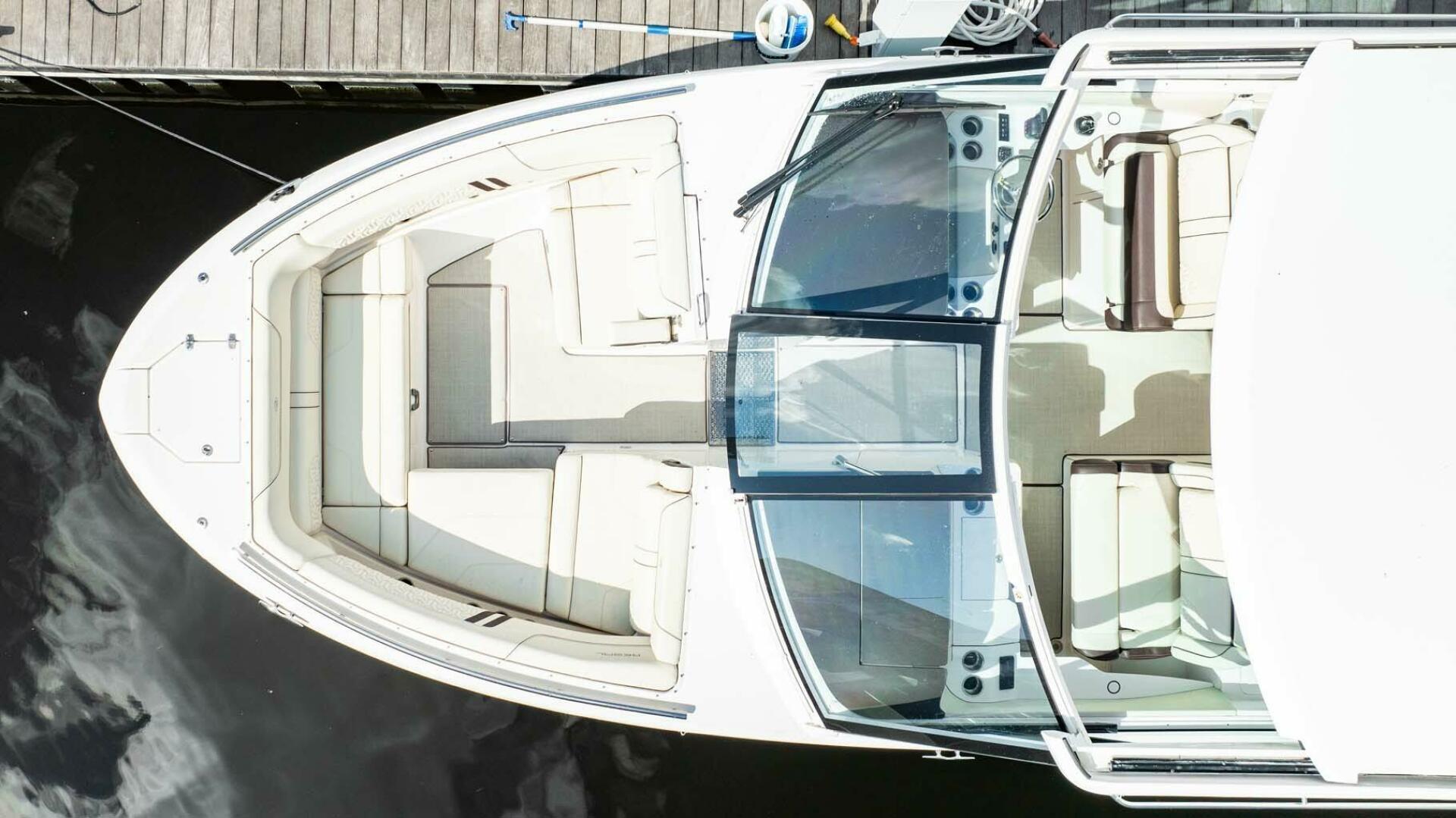 Regal-LX36 2022-Las Brisas Fort Lauderdale-Florida-United States-4183515 | Thumbnail