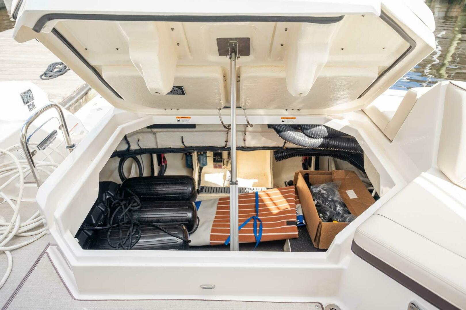 Regal-LX36 2022-Las Brisas Fort Lauderdale-Florida-United States-4183493 | Thumbnail