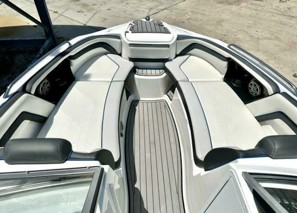 Yamaha Boats 2018 -Saint Petersburg-Florida-United States-Bow Seating-4111919