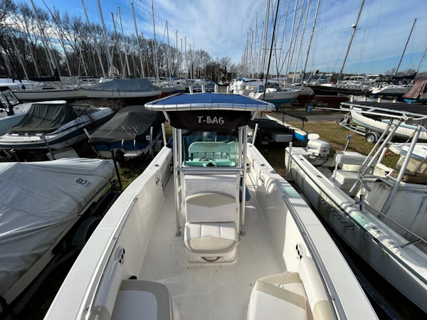 Robalo-R200 Center Console 2014 -Essex-Maryland-United States-4167863