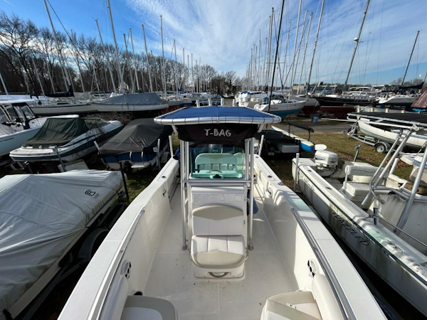 Robalo-R200 Center Console 2014 -Essex-Maryland-United States-4167859