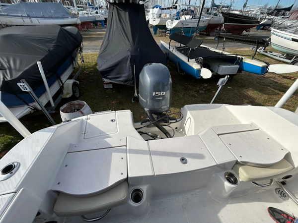 Robalo-R200 Center Console 2014 -Essex-Maryland-United States-4167852
