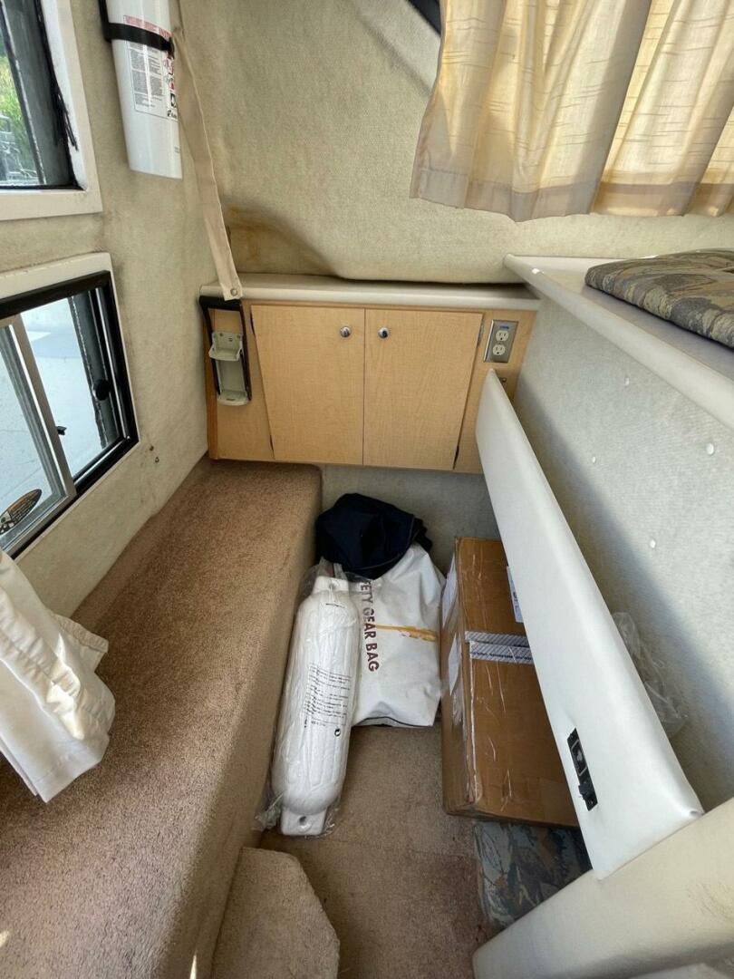 Bayliner-2858 Cierra Command Bridge 2000 -Essex-Maryland-United States-4169774 | Thumbnail