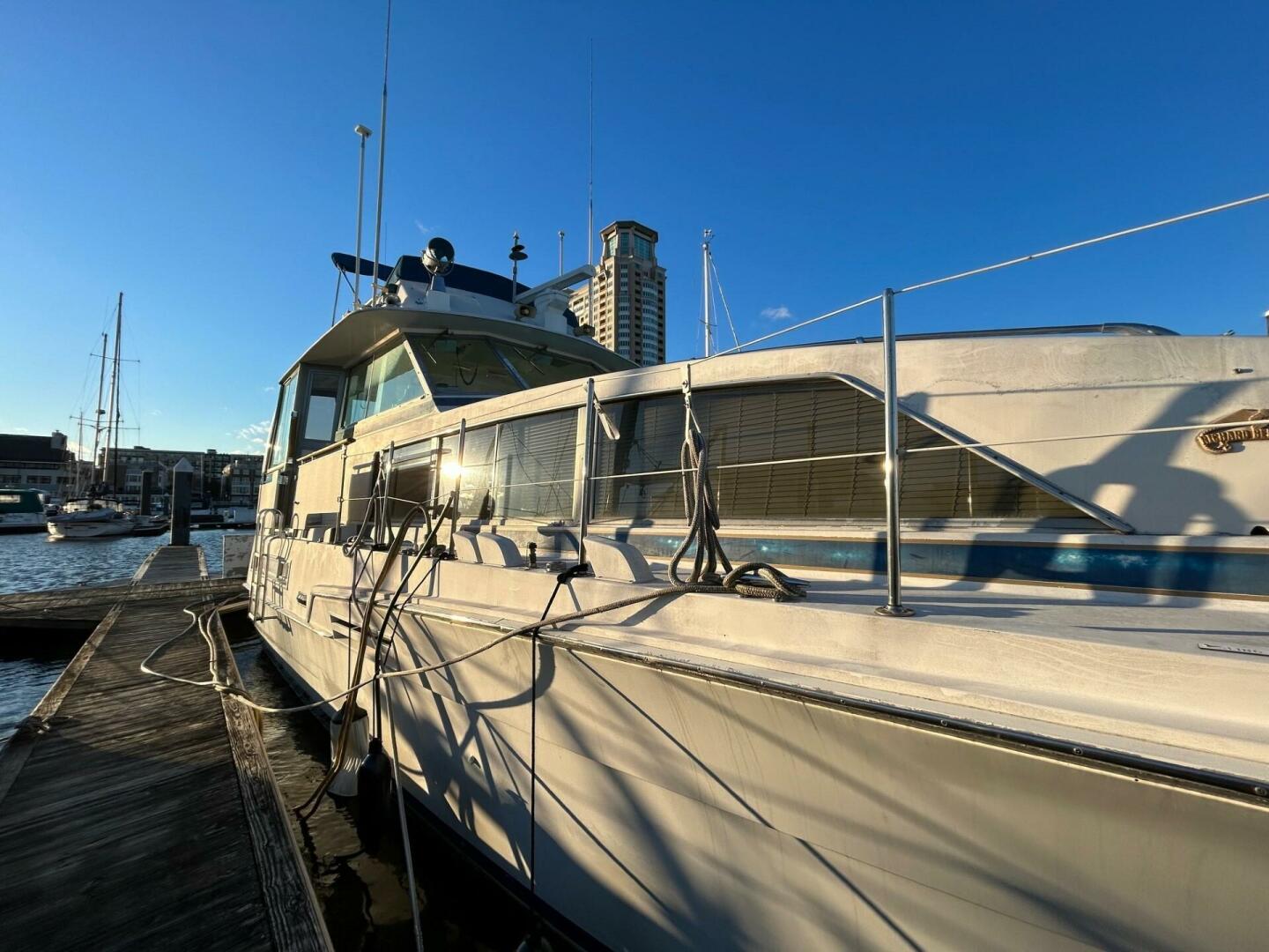 Bertram-Motor Yacht 1986-Lorelie Essex-Maryland-United States-4168261 | Thumbnail