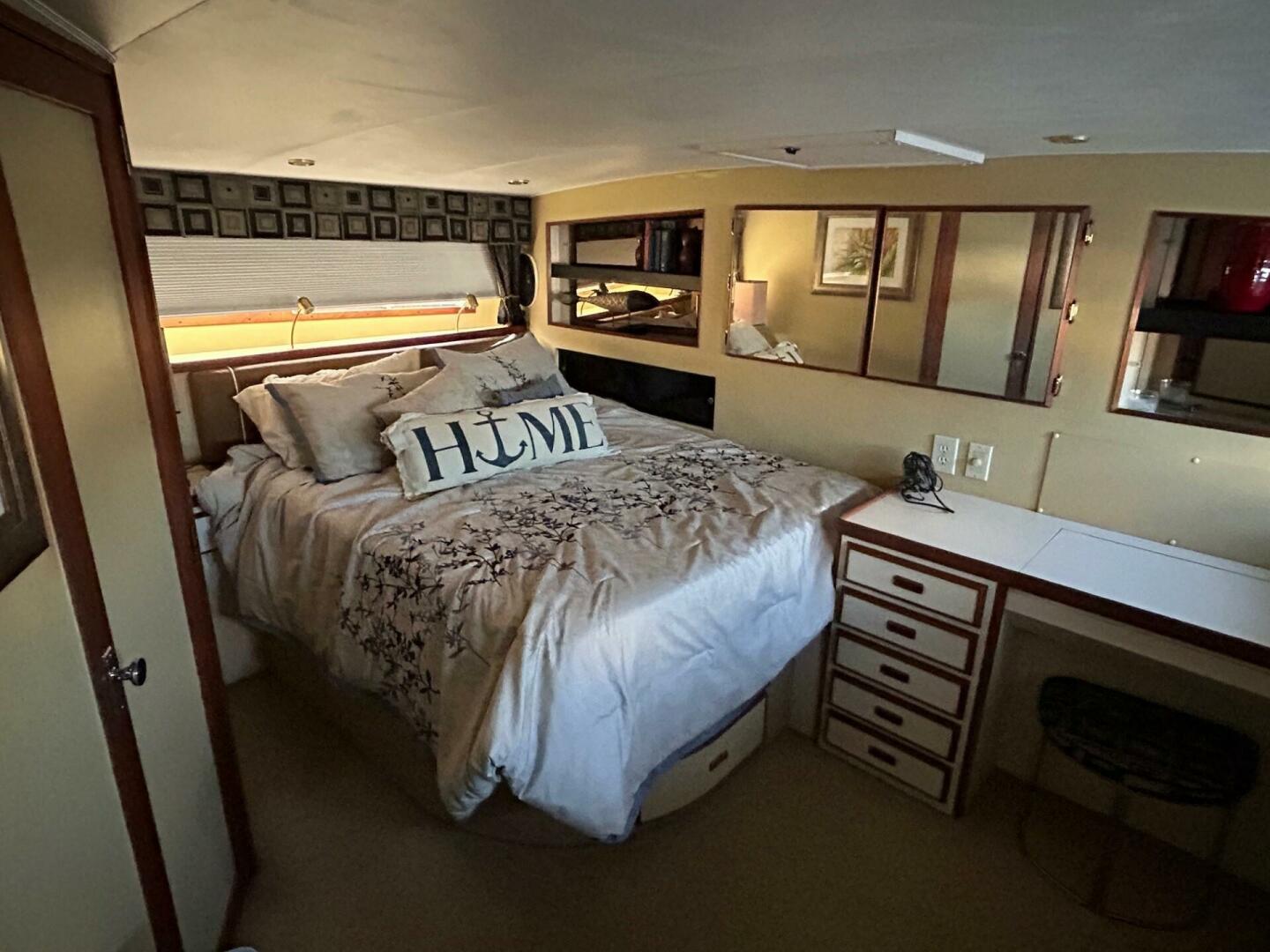 Bertram-Motor Yacht 1986-Lorelie Essex-Maryland-United States-4168242 | Thumbnail