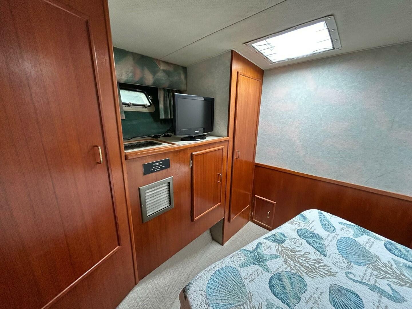 Post-Convertible 1984 -Essex-Maryland-United States-4168398 | Thumbnail
