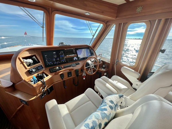 Sabre-48 Salon Express 2017-SKYDOG Saint Petersburg-Florida-United States-4132383