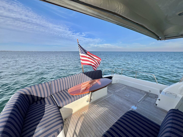 Sabre-48 Salon Express 2017-SKYDOG Saint Petersburg-Florida-United States-4132390