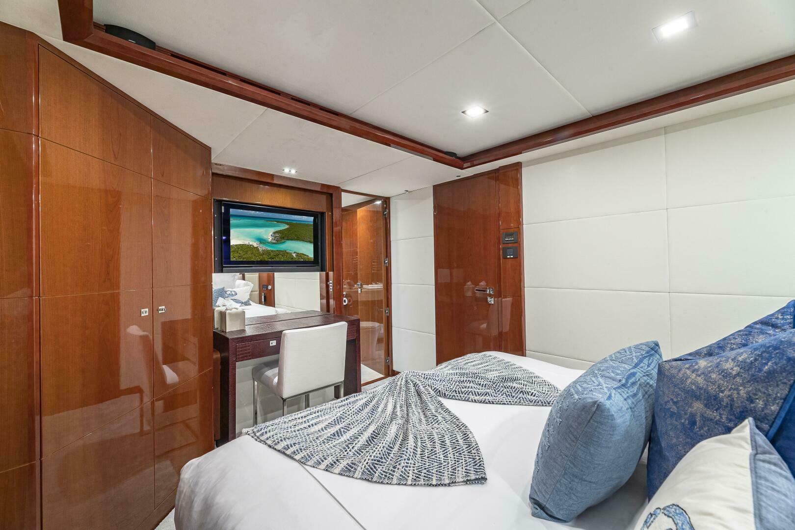 Princess-32M 2012-Beachfront II Nassau-Bahamas-2012 Princess 104  Stateroom-4133499 | Thumbnail