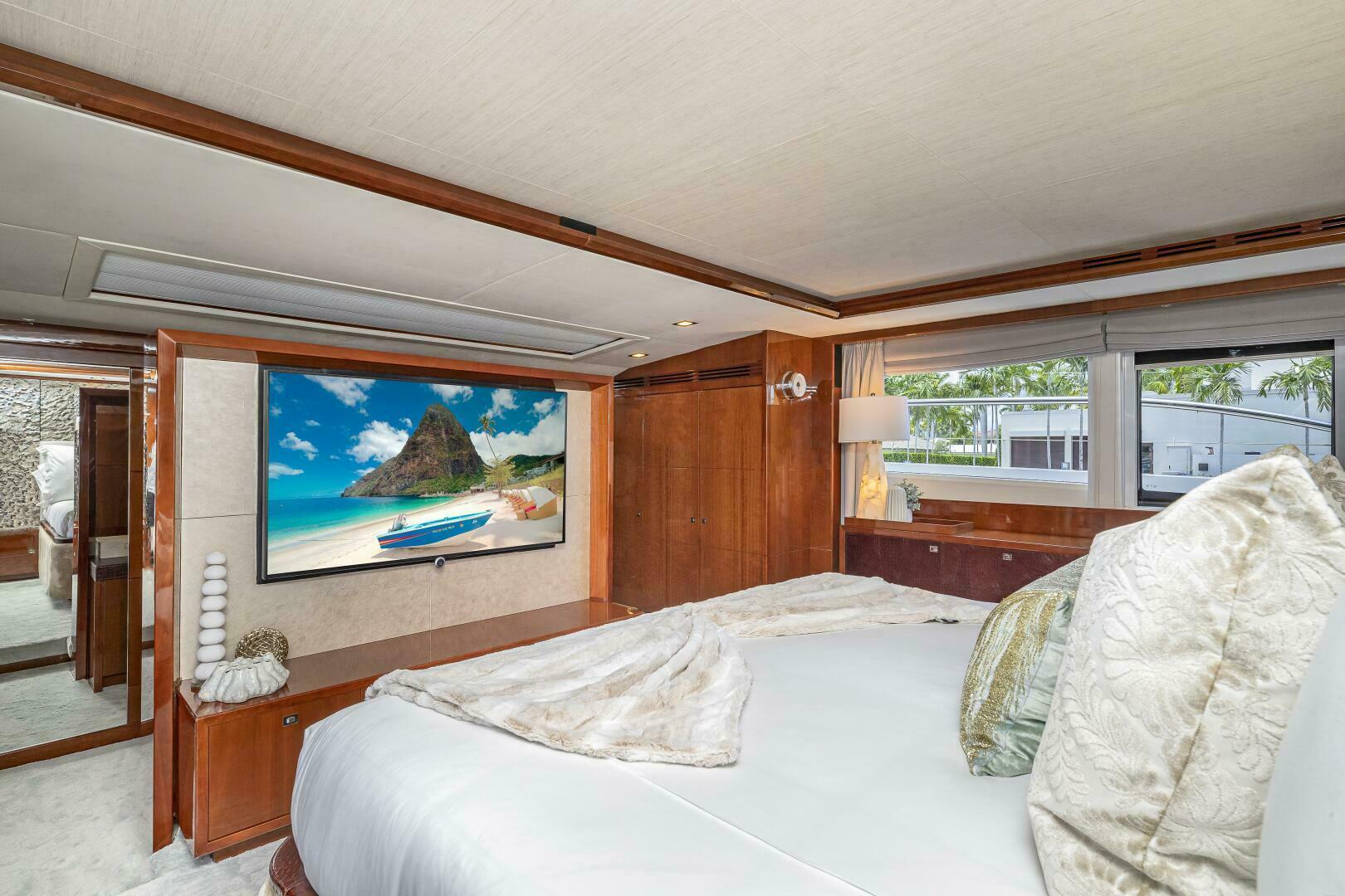 Princess-32M 2012-Beachfront II Nassau-Bahamas-2012 Princess 104  On deck master-4133472 | Thumbnail