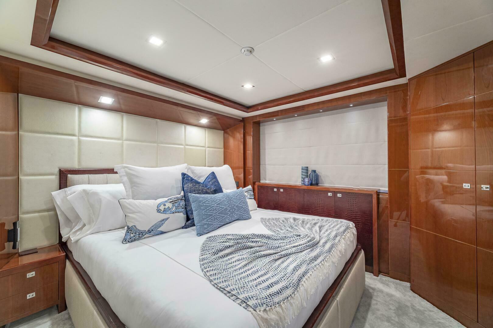 Princess-32M 2012-Beachfront II Nassau-Bahamas-2012 Princess 104  Stateroom-4133497 | Thumbnail