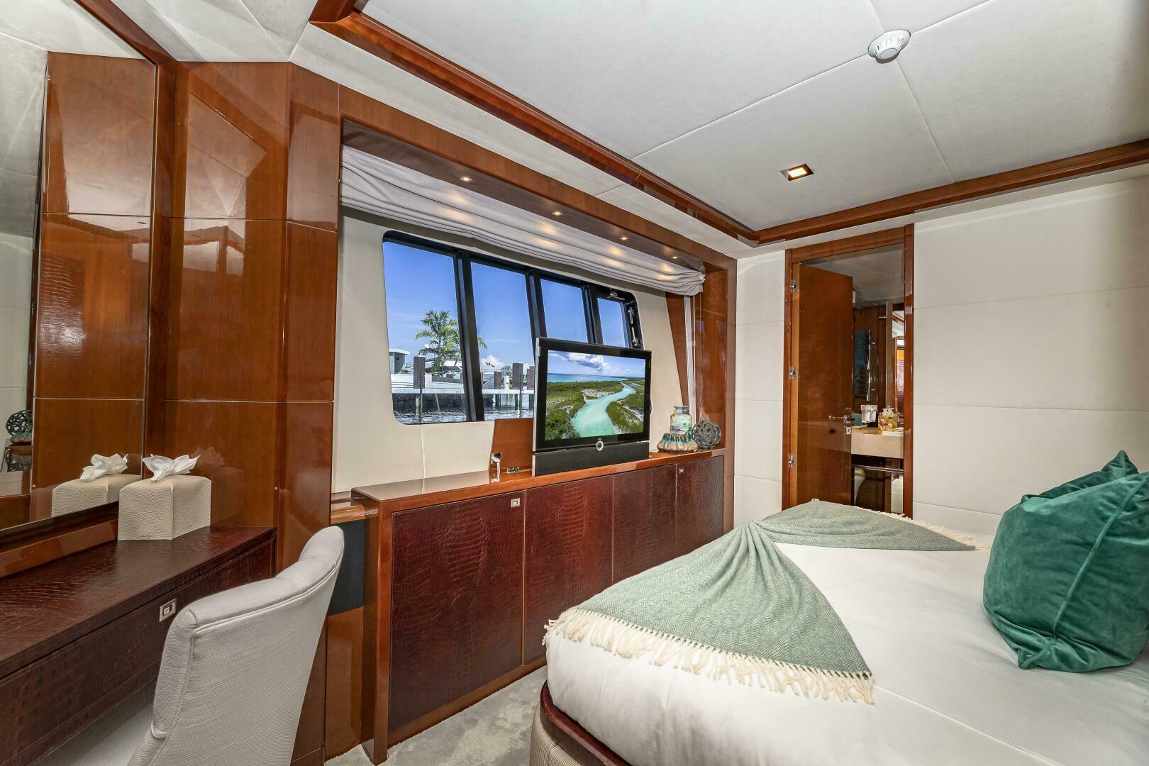 Princess-32M 2012-Beachfront II Nassau-Bahamas-2012 Princess 104  VIP statroom-4133508 | Thumbnail