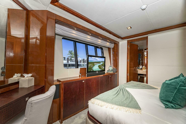 Princess-32M 2012-Beachfront II Nassau-Bahamas-2012 Princess 104  VIP statroom-4133508