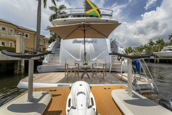 Princess-32M 2012-Beachfront II Nassau-Bahamas-2012 Princess 104  Swim platform-4133540