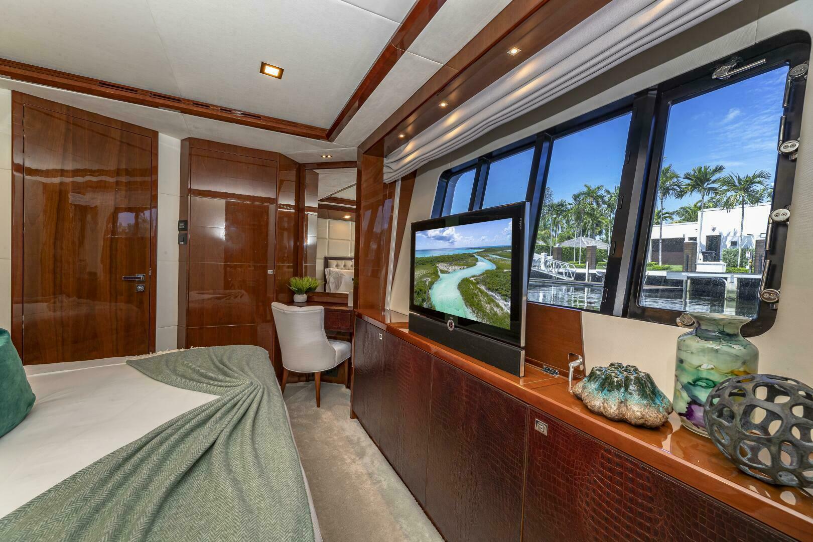 Princess-32M 2012-Beachfront II Nassau-Bahamas-2012 Princess 104  VIP statroom-4133509 | Thumbnail