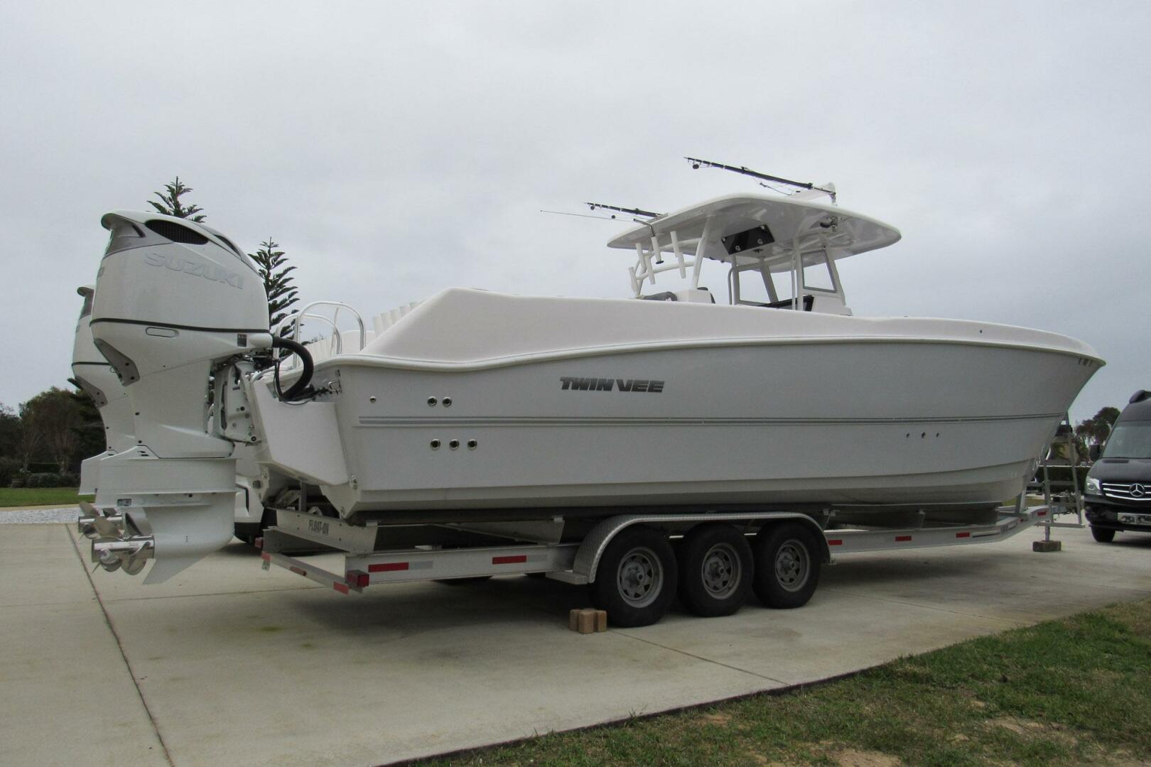 Twin Vee-340 GFX 2022 -Mims-Florida-United States-4135002 | Thumbnail